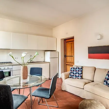 Apartment Coliseum Charming House